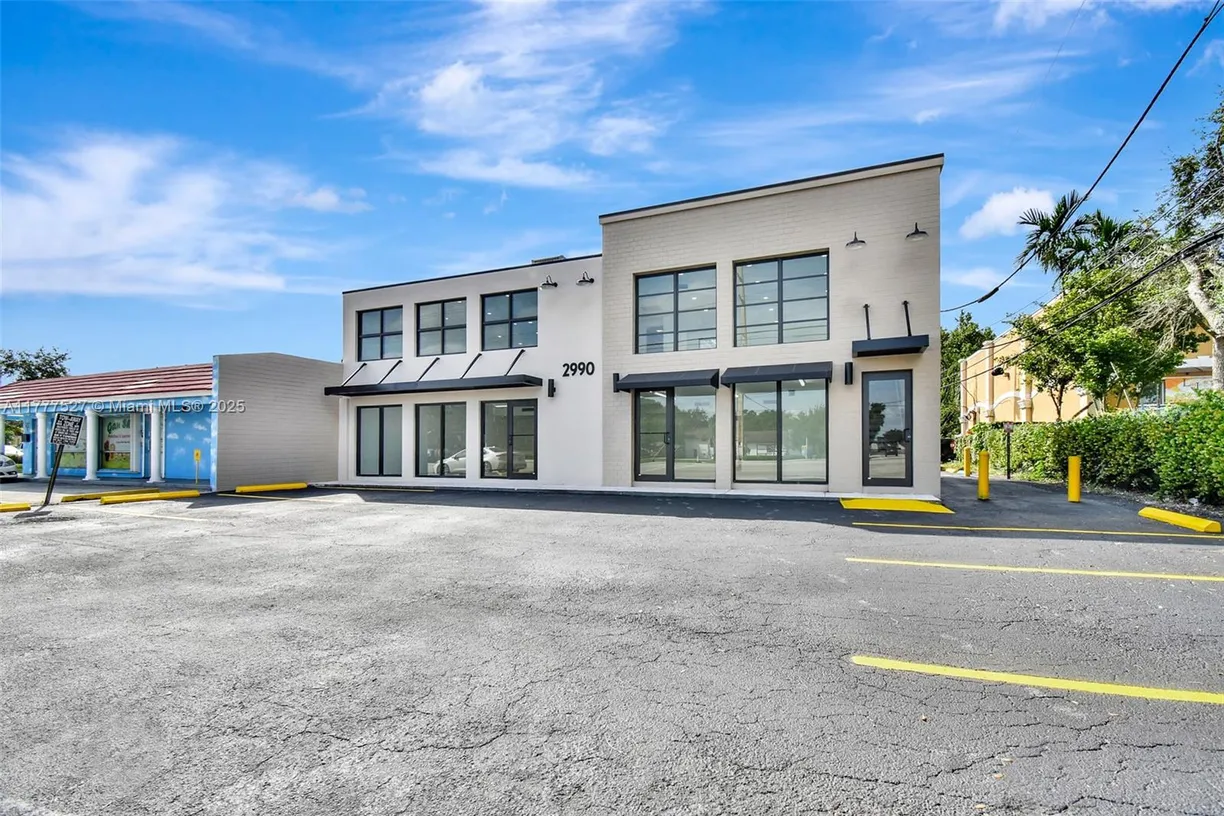 South Florida Real Estate | View 2990 Griffin Rd | Listing