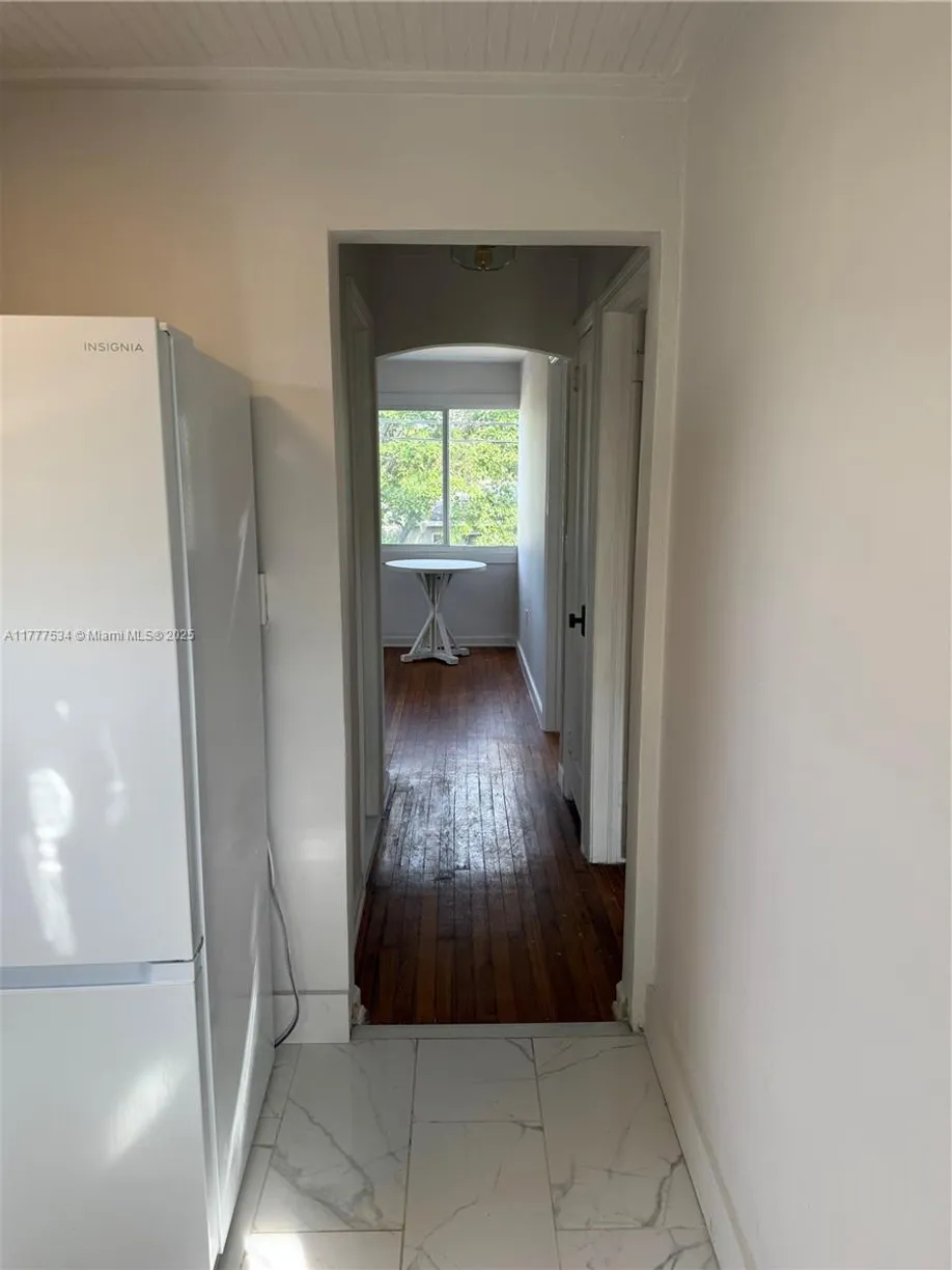 South Florida Real Estate | View 516 N J St, 2 | Listing