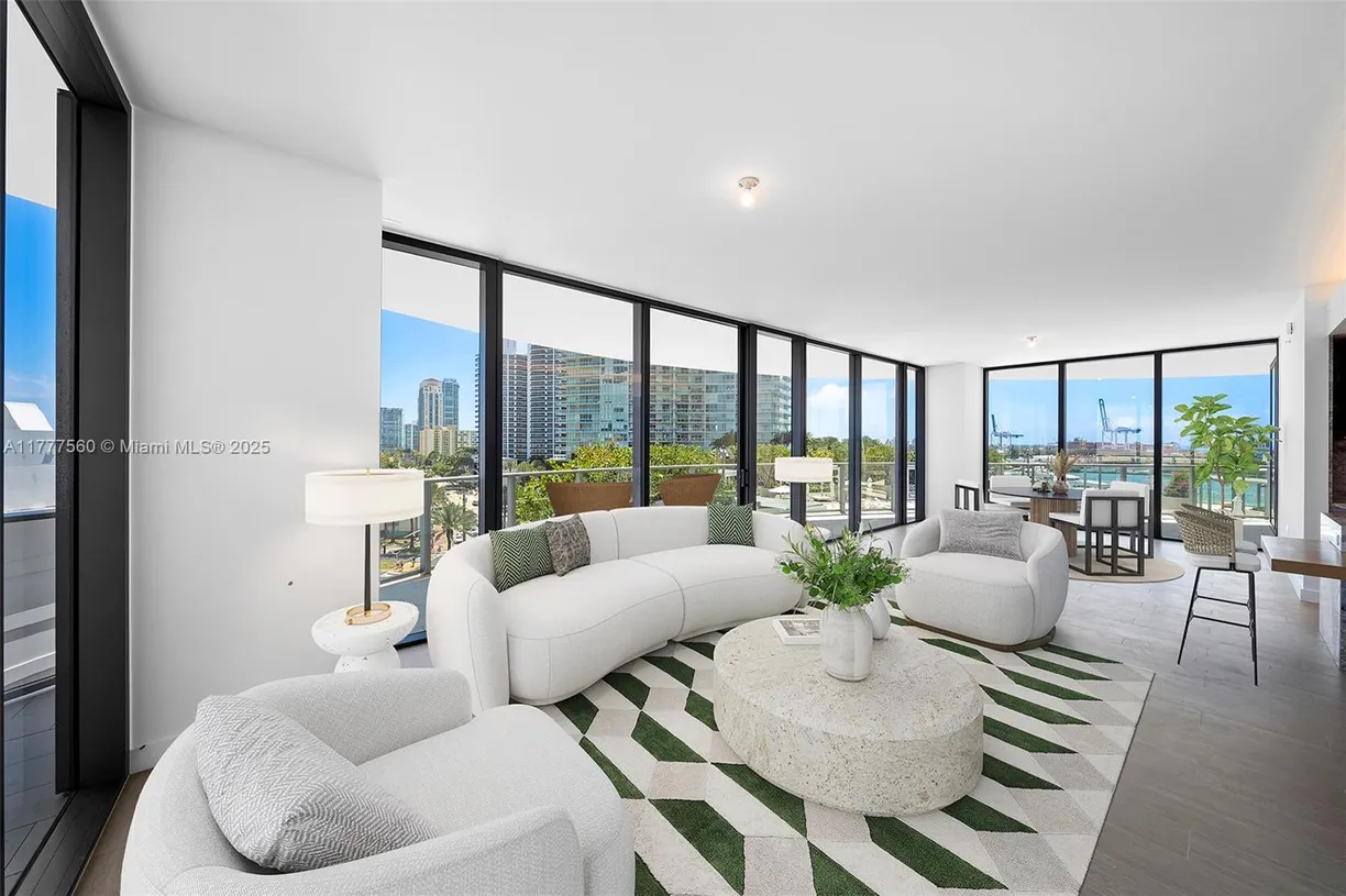 South Florida Real Estate | View 500 Alton Rd, 801 | 3 Beds, 3 Baths