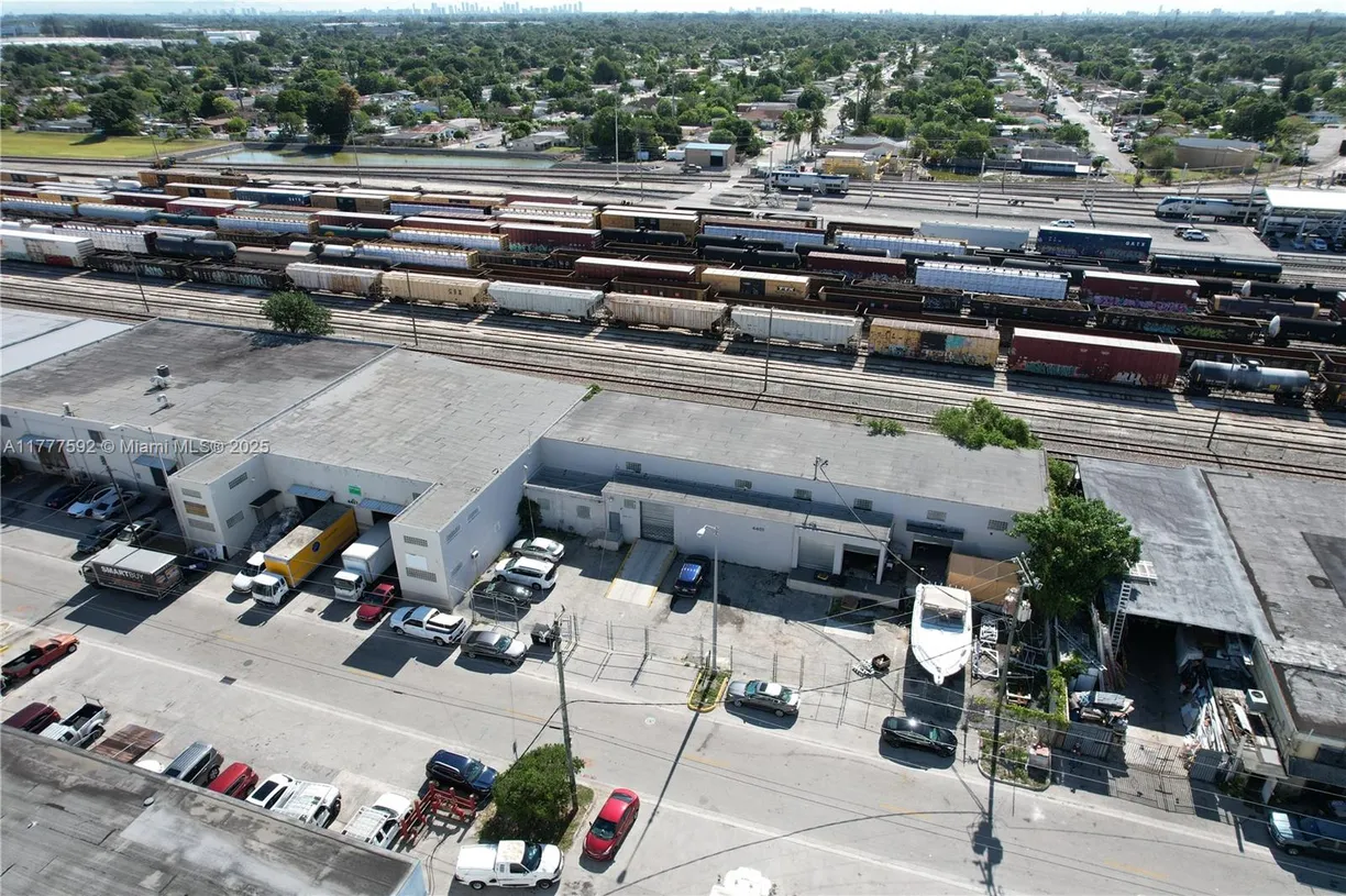 South Florida Real Estate | View 4401 E 11th Ave, 4401