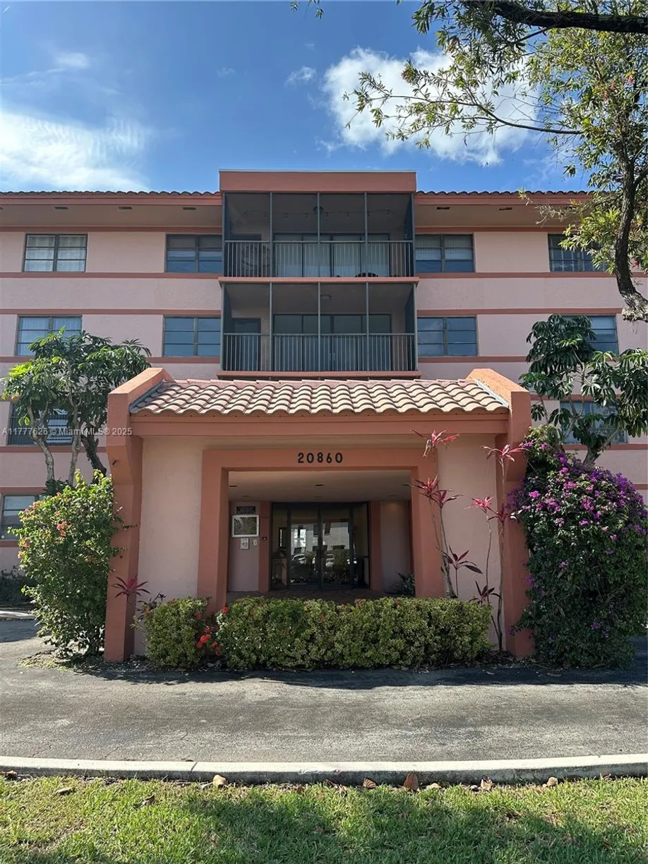 South Florida Real Estate | View 20860 San Simeon Way, 207-6 | 2 Beds, 2 Baths
