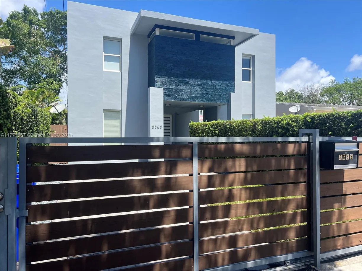 South Florida Real Estate | View 3663 SW 15th St, 3663 | 3 Beds, 2 Baths