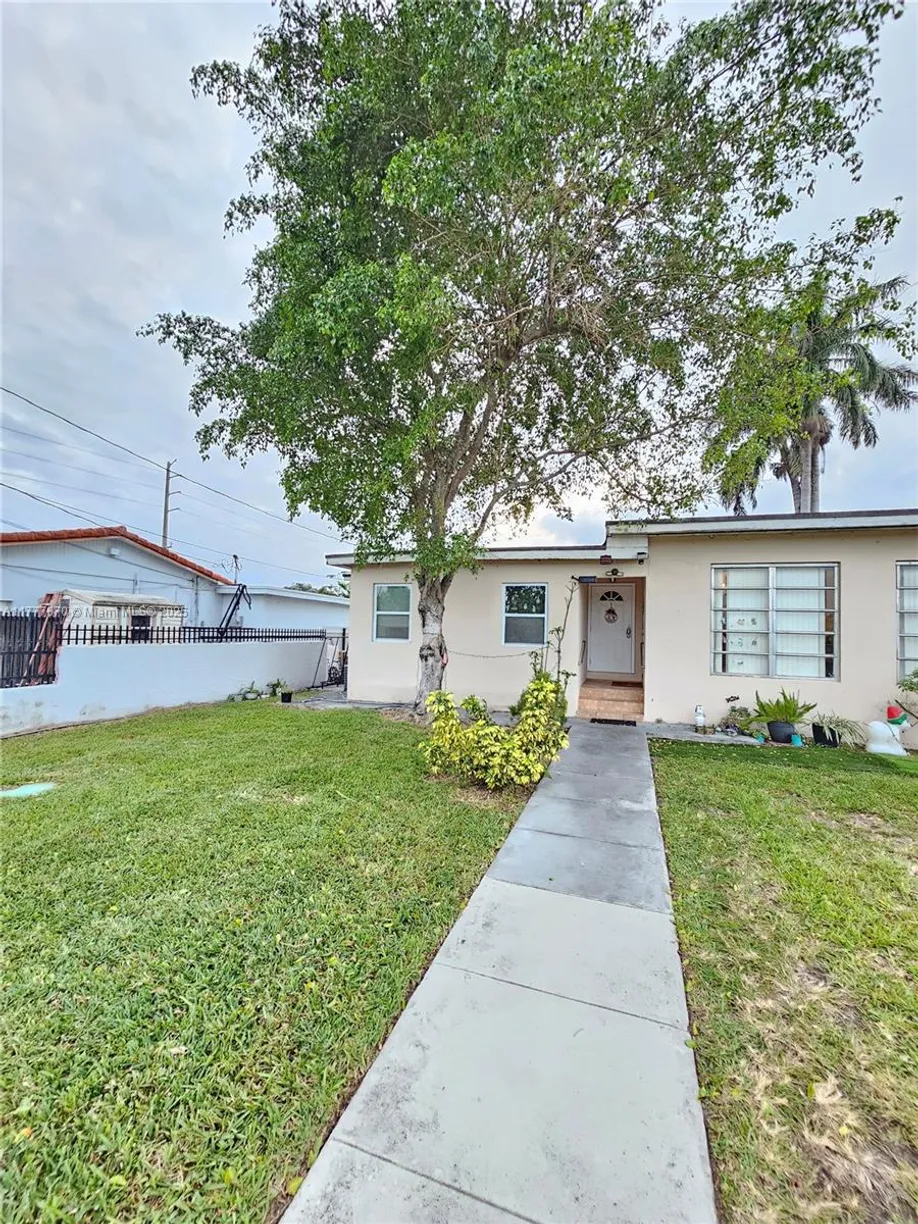 South Florida Real Estate | View 330 SW 79th Ct, 2 | 2 Beds, 1 Bath