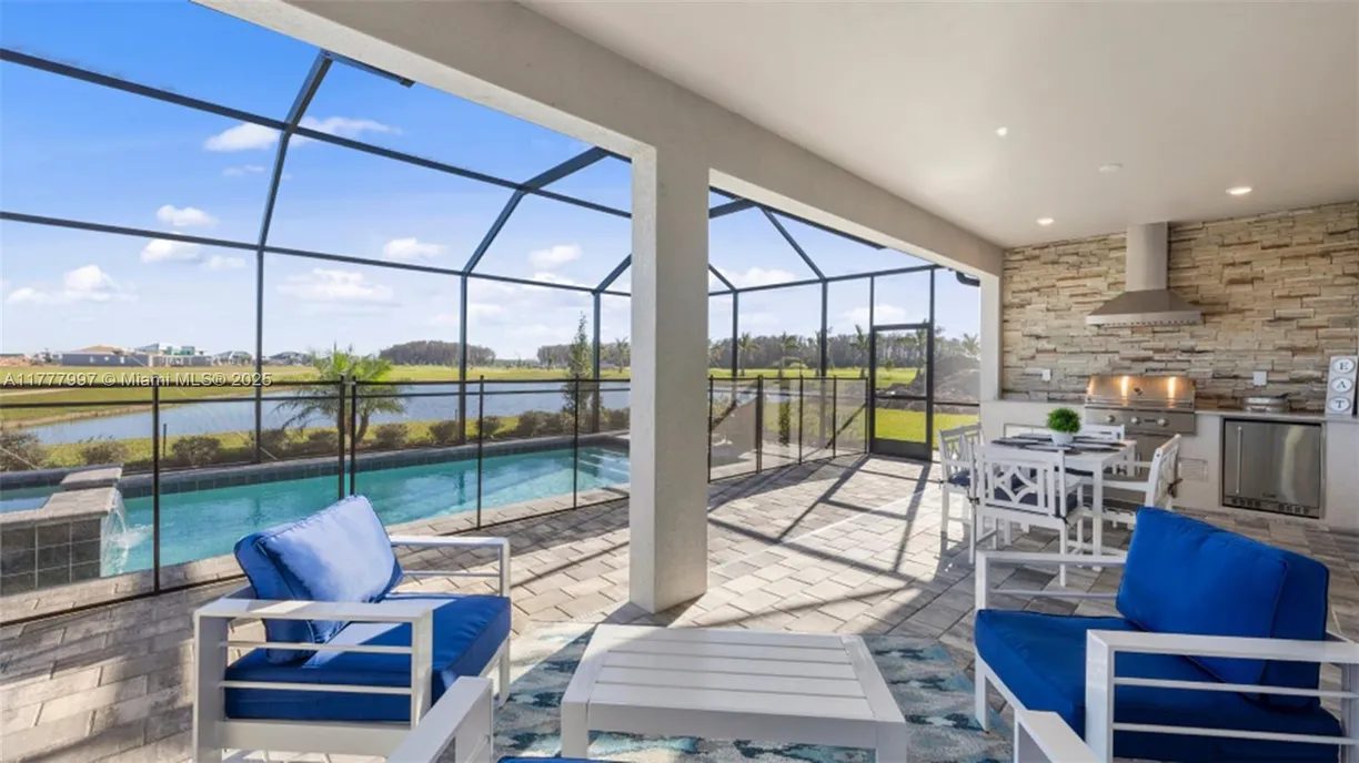 South Florida Real Estate | View 5400 Fancourt Links Way | 2 Beds, 2 Baths