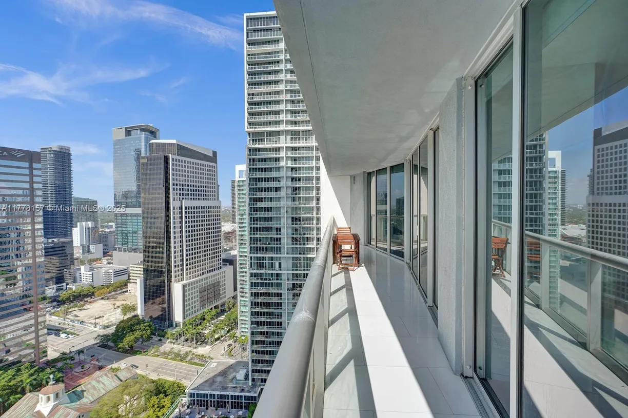South Florida Real Estate | View 475 Brickell Ave, 3309 | 2 Beds, 2 Baths