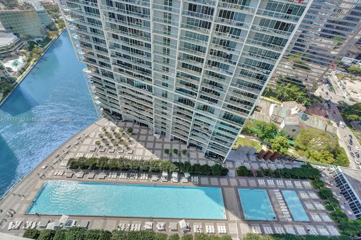 South Florida Real Estate | View 475 Brickell Ave, 3309 | Listing