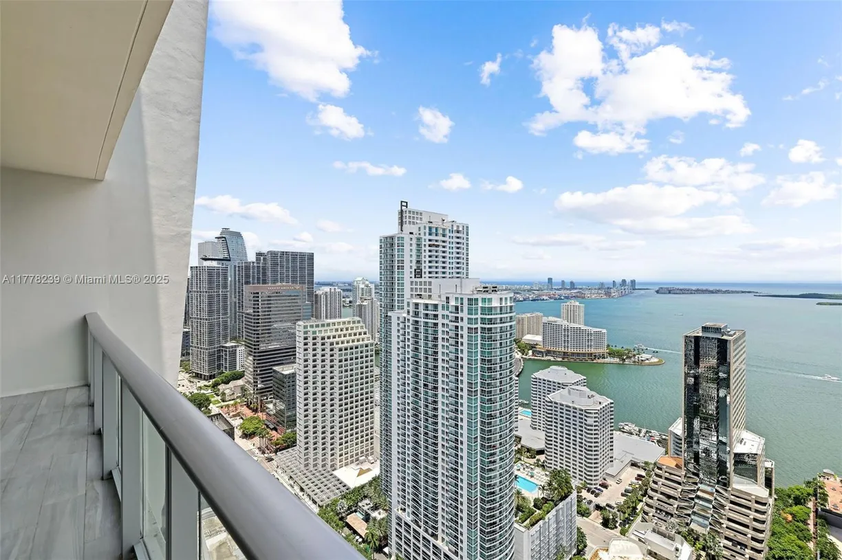 South Florida Real Estate | View 1010 Brickell Ave, 4804 | 2 Beds, 3 Baths