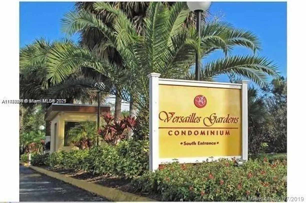 South Florida Real Estate | View 8020 Fairview Dr, 309 | 2 Beds, 2 Baths