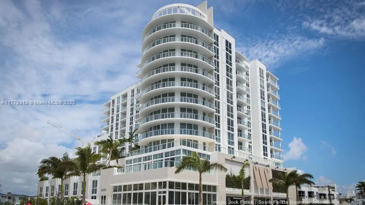 South Florida Real Estate | View 401 N Birch Rd, 1014 | 1 Bed, 1 Bath