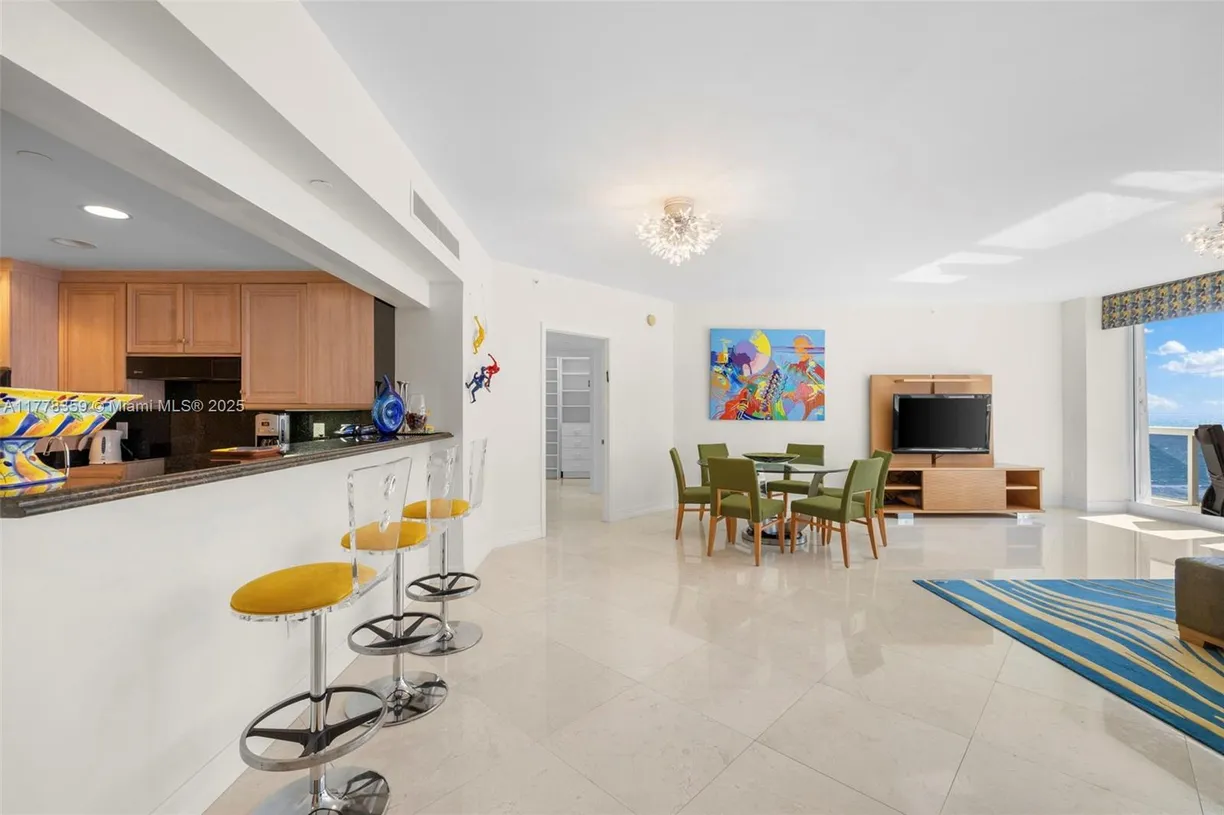 South Florida Real Estate | View  | Listing