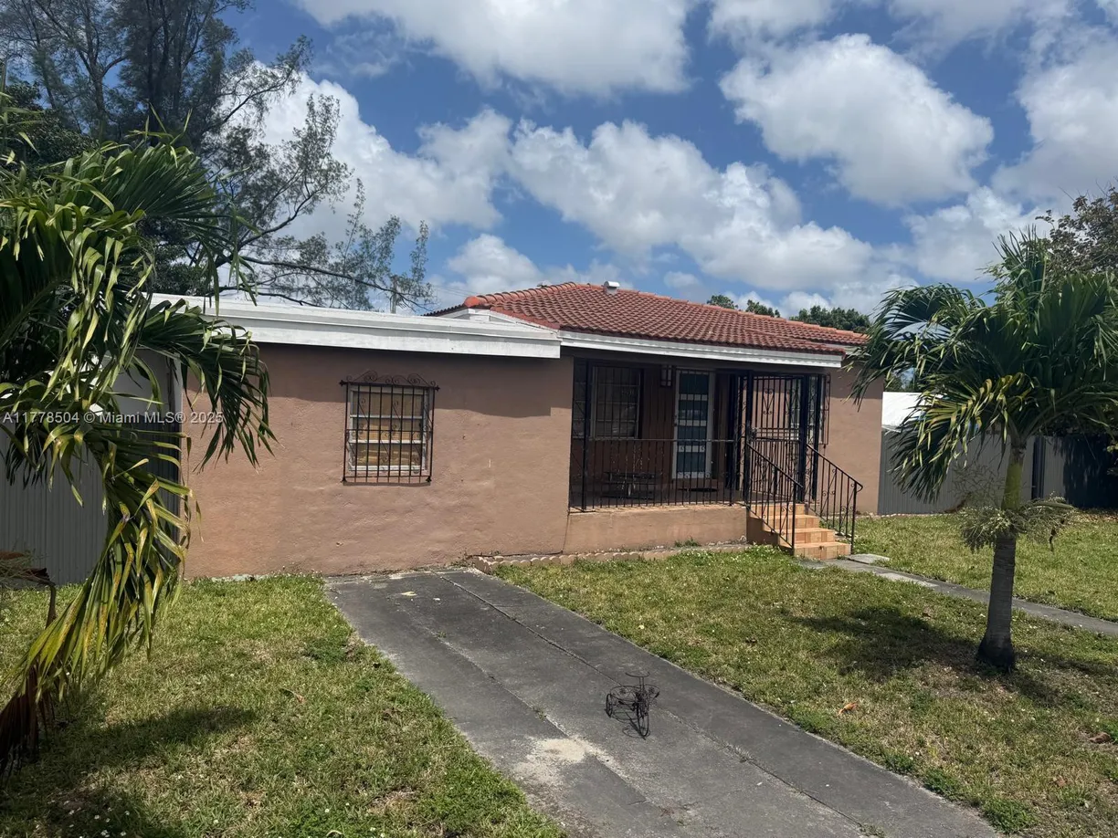 South Florida Real Estate | View  | 2 Beds, 1 Bath