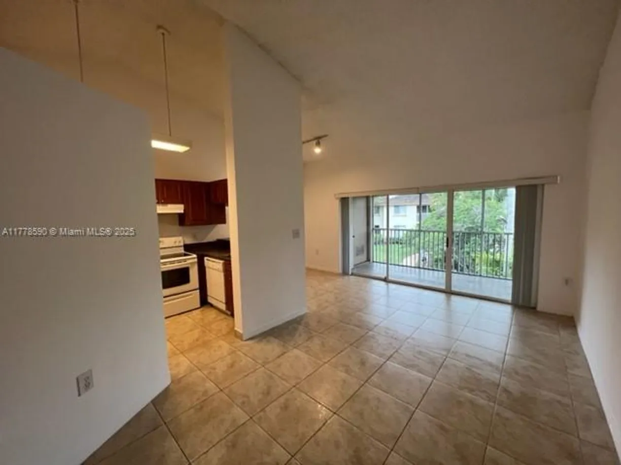 South Florida Real Estate | View 19217 Glenmoor Dr, 19217 | 1 Bed, 1 Bath