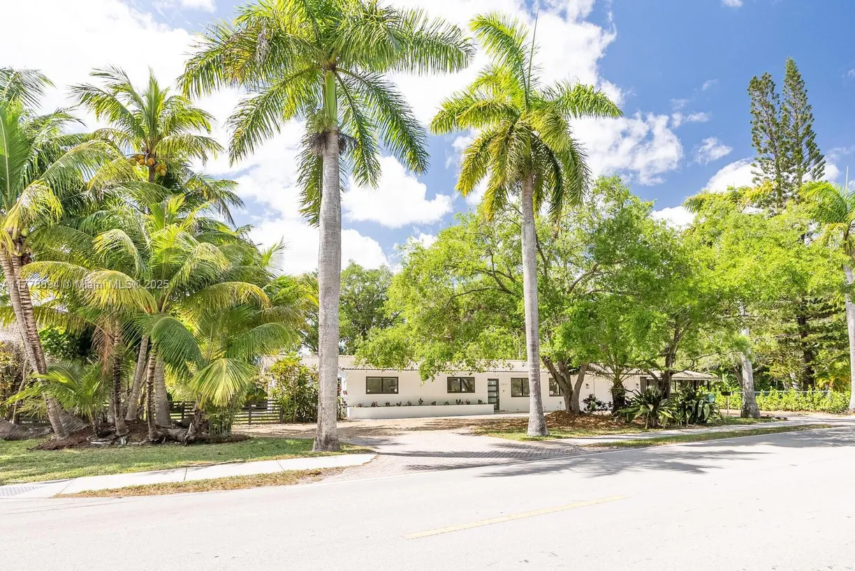 South Florida Real Estate | View 10500 SW 72nd Ave | 4 Beds, 3 Baths