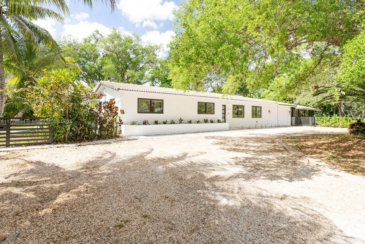 South Florida Real Estate | View 10500 SW 72nd Ave | Listing
