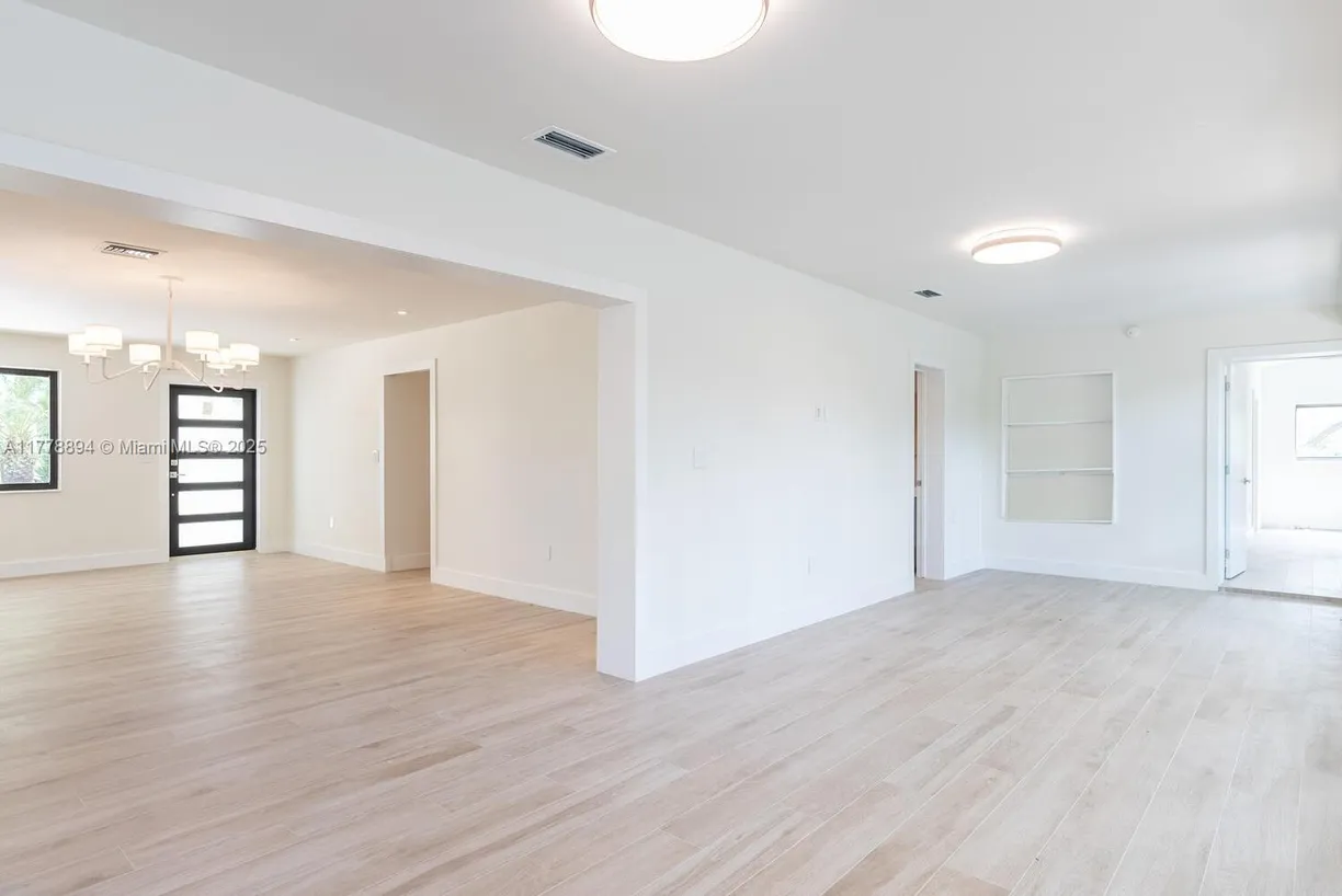 South Florida Real Estate | View 10500 SW 72nd Ave | Listing