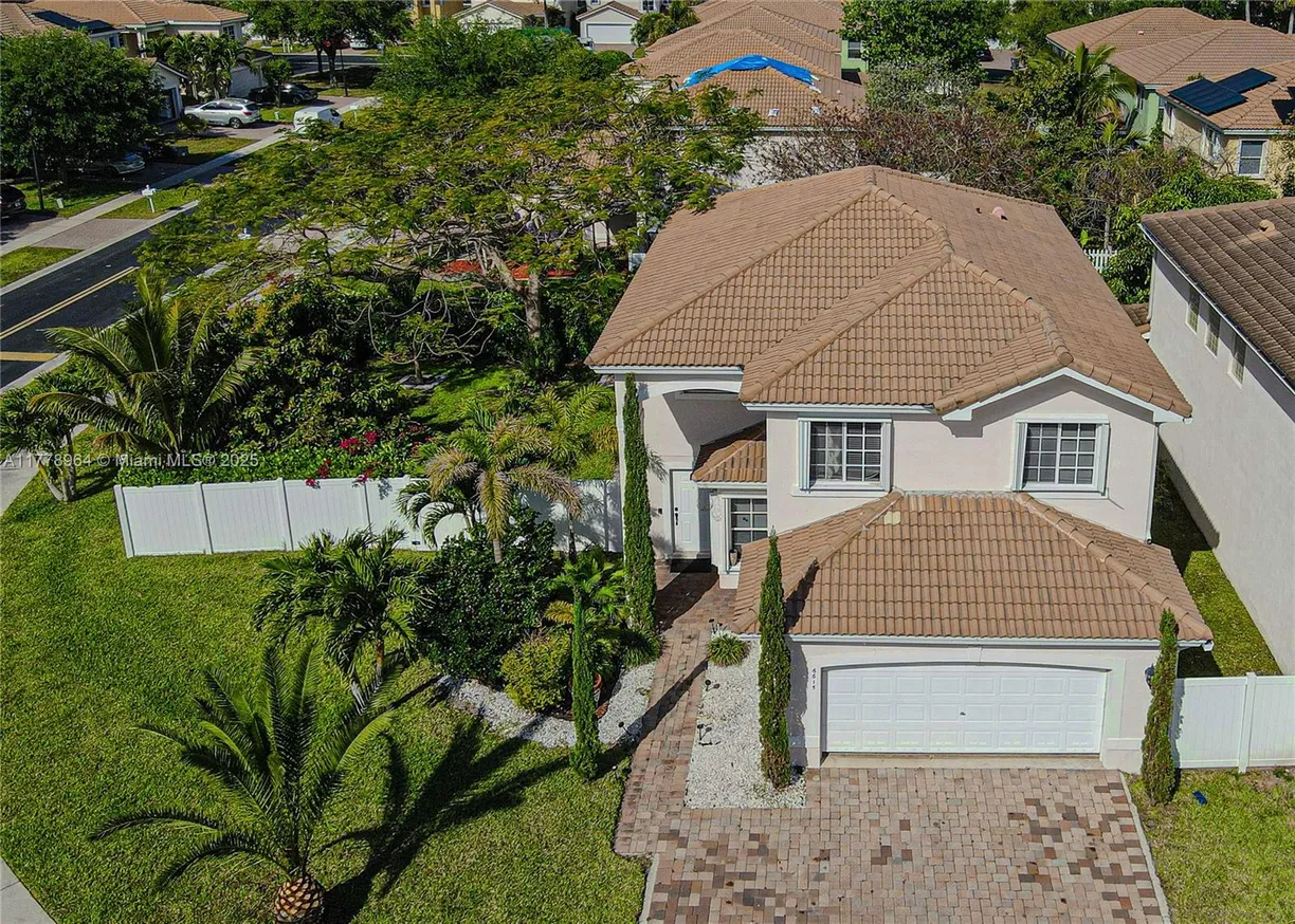 South Florida Real Estate | View 6615 Adriatic Way | Listing