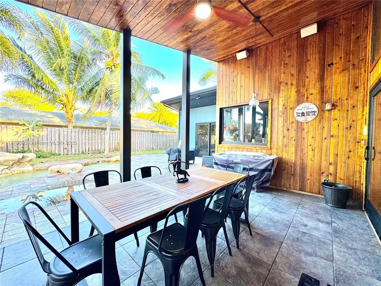 South Florida Real Estate | View 3699 Lakeview Blvd | 4 Beds, 3 Baths