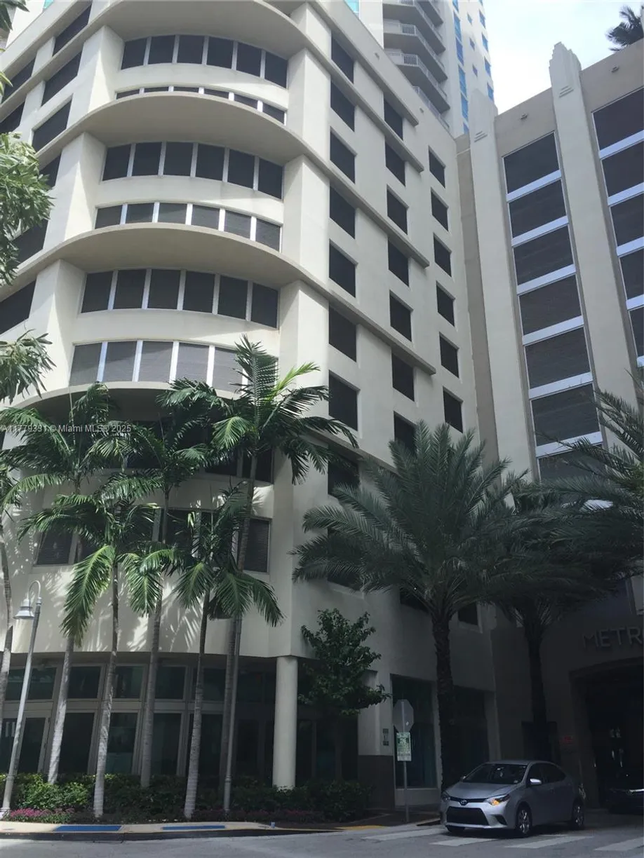 South Florida Real Estate | View 9066 SW 73rd Ct, 907 | 2 Beds, 2 Baths
