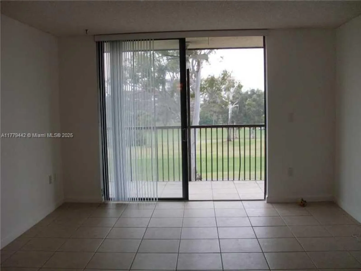 South Florida Real Estate | View  | 2 Beds, 2 Baths