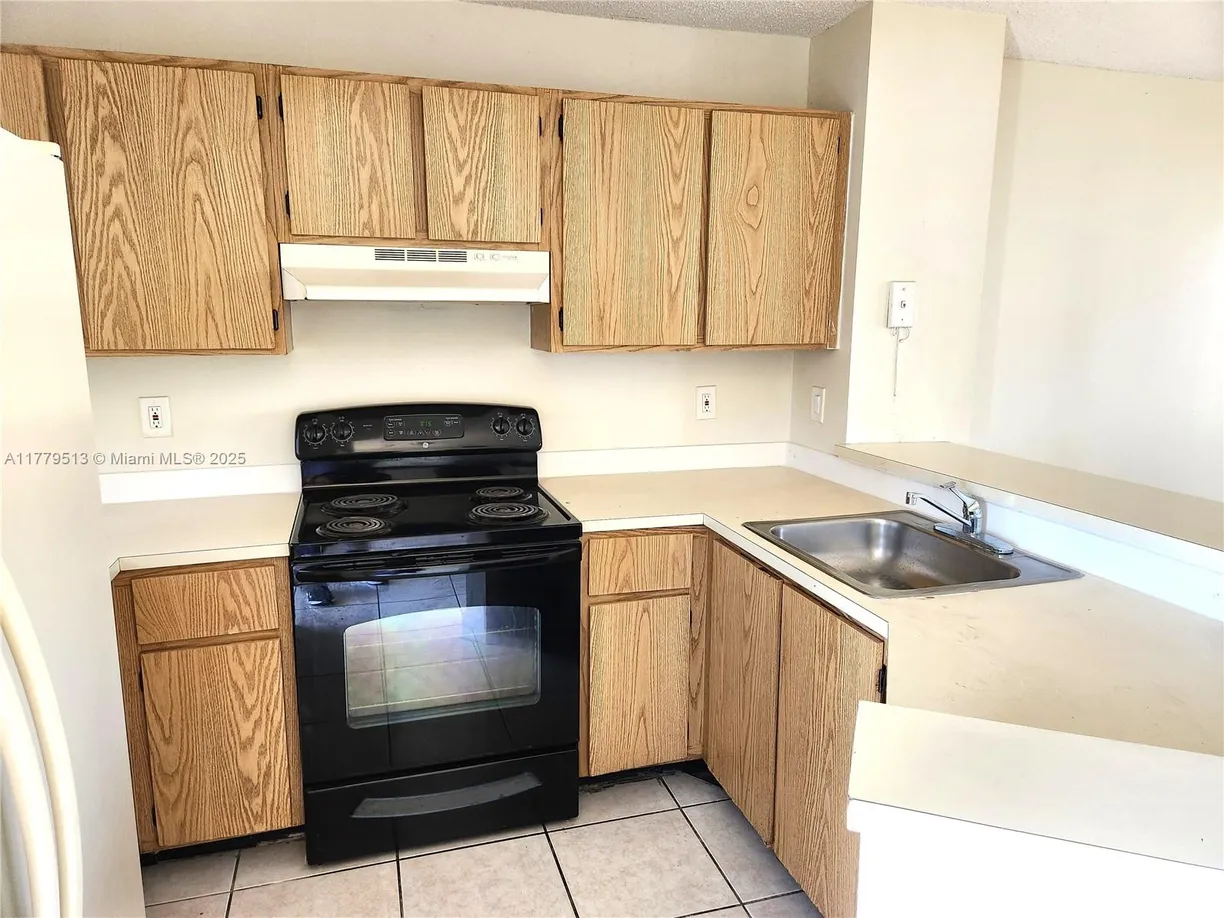South Florida Real Estate | View 8730 N Sherman Cir, 502 | Listing