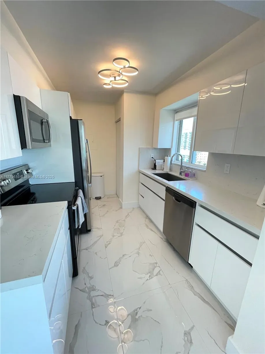 South Florida Real Estate | View 5900 Collins Ave, 1104 | Listing