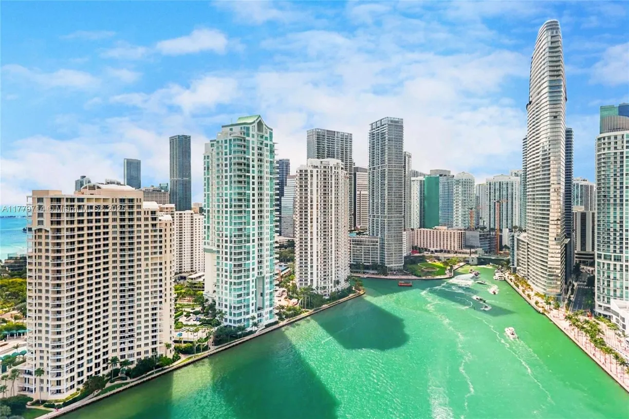 South Florida Real Estate | View 900 Brickell Key Blvd, 2304 | Listing
