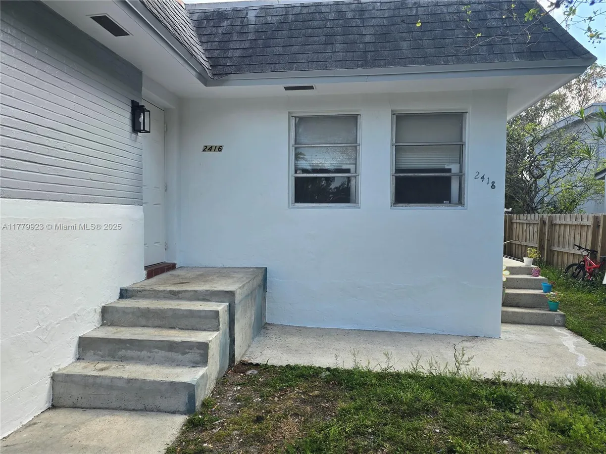 South Florida Real Estate | View 2416 Sherman St | Listing
