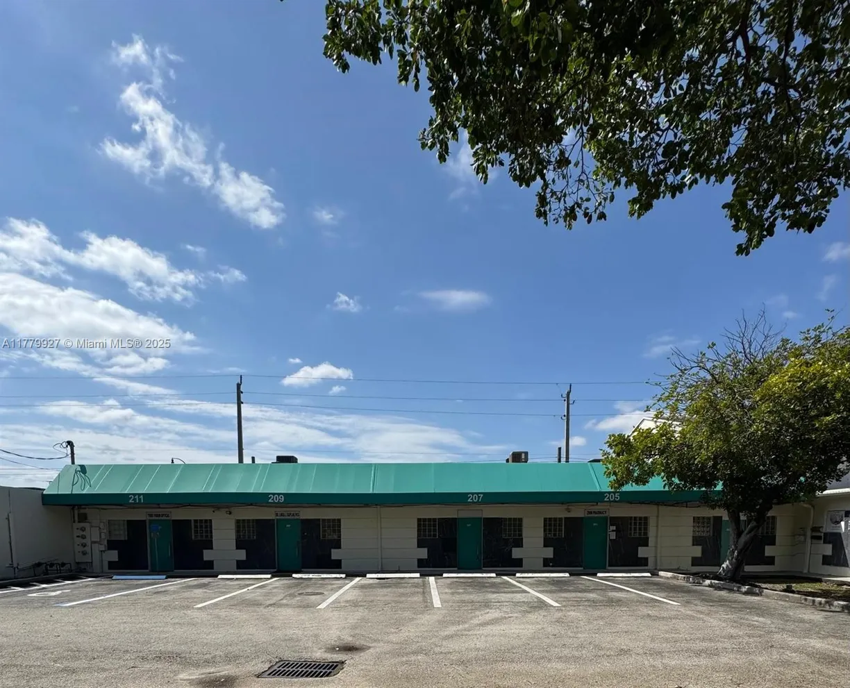 South Florida Real Estate | View 201 E Hallandale Beach Blvd, 207