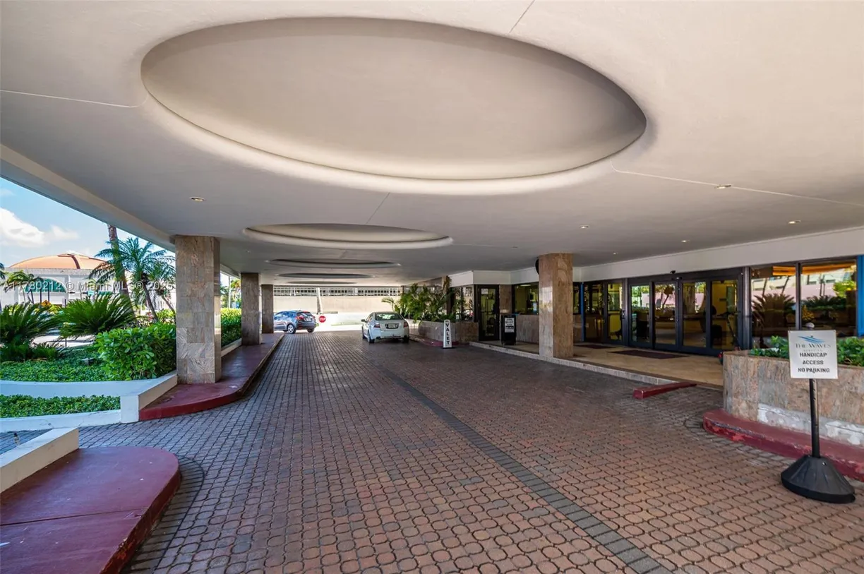 South Florida Real Estate | View  | Listing