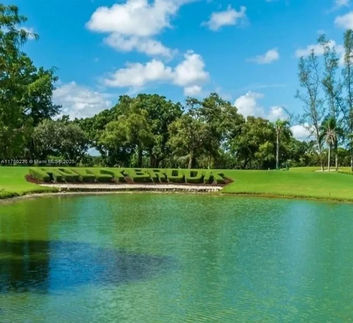 South Florida Real Estate | View 691 S HOLLYBROOK DR, 104 | Listing