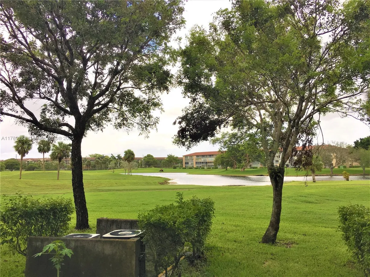 South Florida Real Estate | View 850 SW 133rd Ter, 116B | 1 Bed, 1 Bath