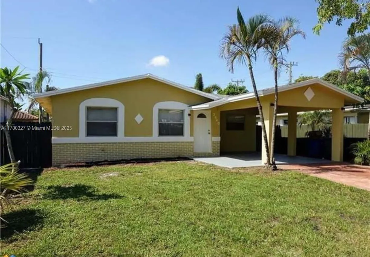 South Florida Real Estate | View  | 4 Beds, 2 Baths