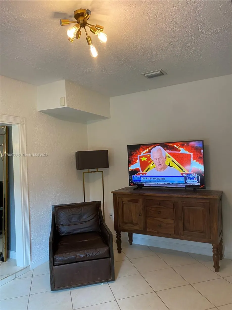 South Florida Real Estate | View 5495 SW 68th Ave | Listing