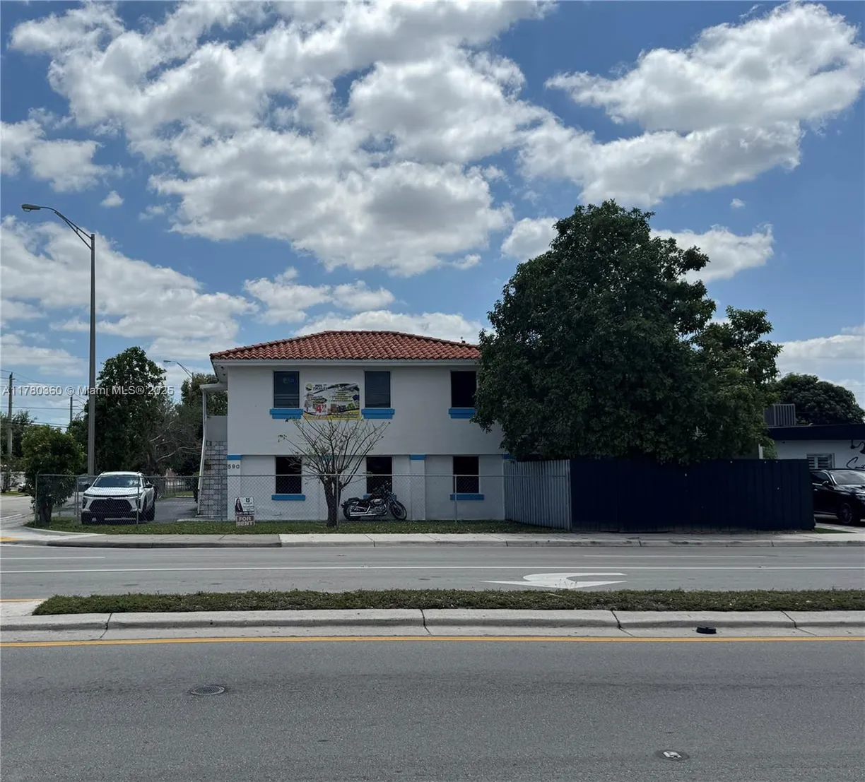 South Florida Real Estate | View 590 E 49th St