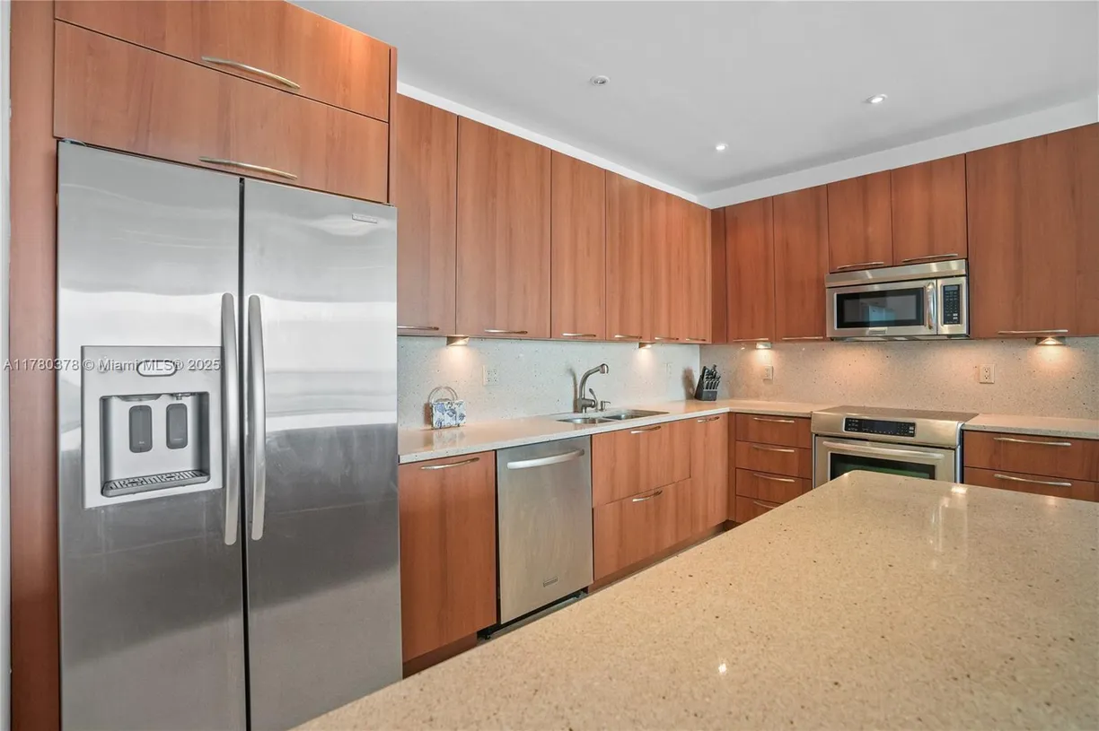 South Florida Real Estate | View 19370 Collins Ave, PH-24 | Listing