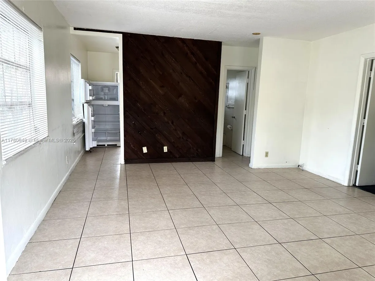 South Florida Real Estate | View 146 NW 40th Ct, 1 | Listing