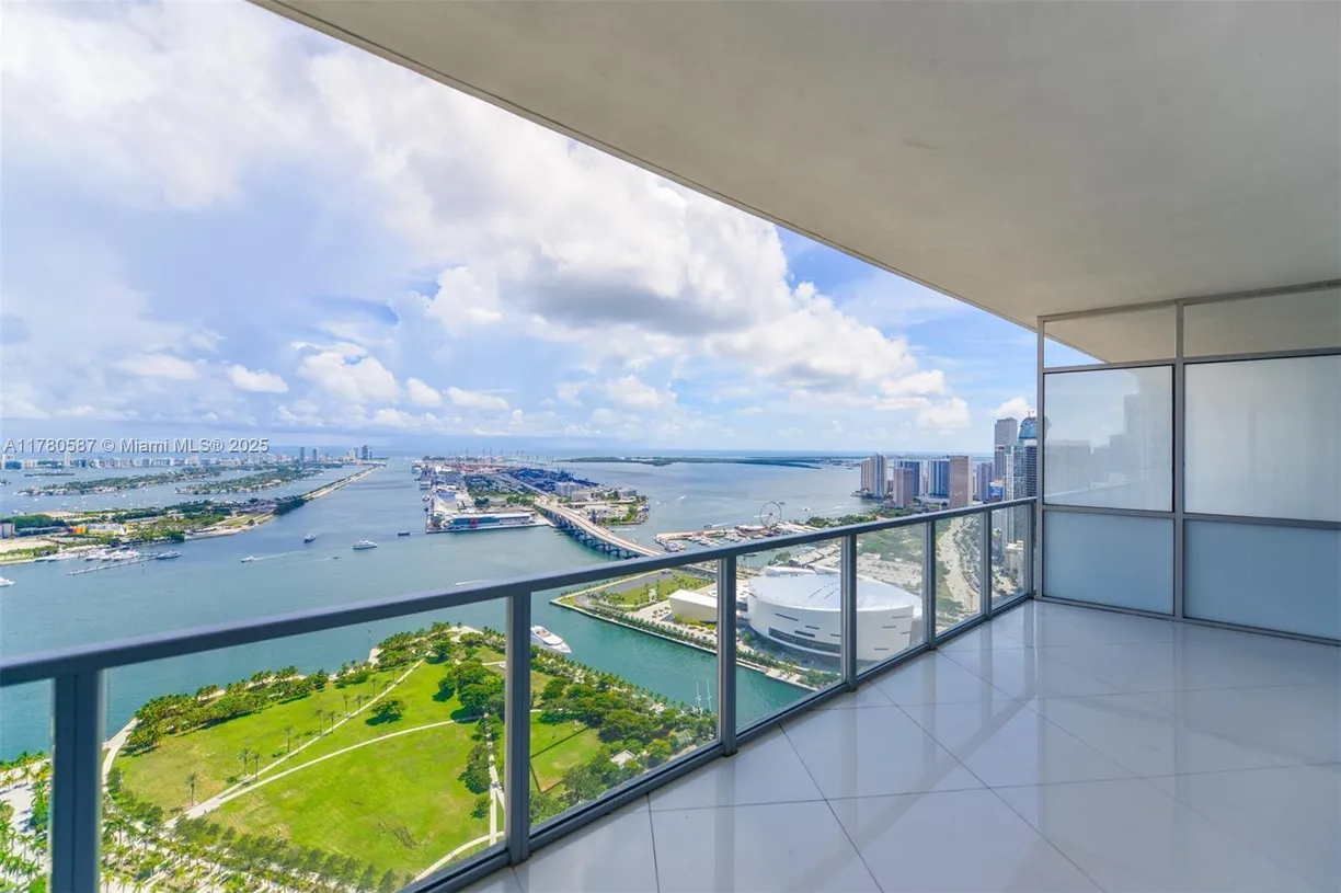 South Florida Real Estate | View 1100 Biscayne Blvd, 5204 | 2 Beds, 2 Baths