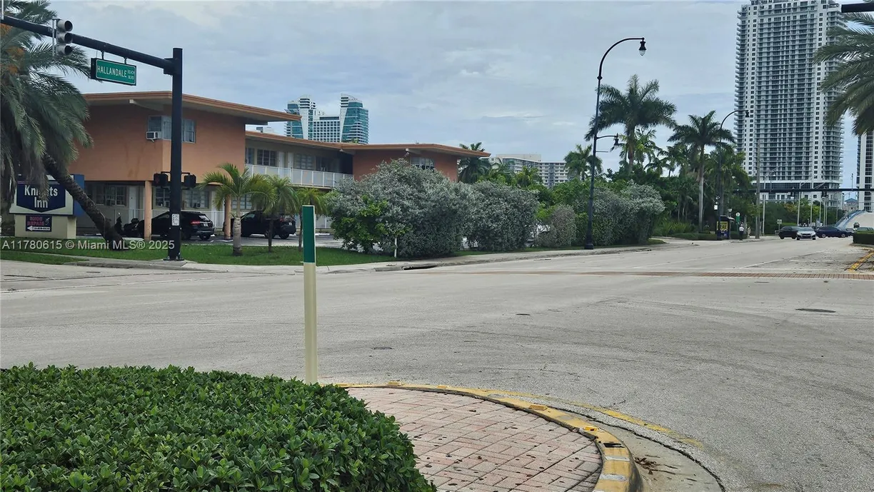 South Florida Real Estate | View 26 Diplomat Pkwy, 2259 | 1 Bed, 1 Bath