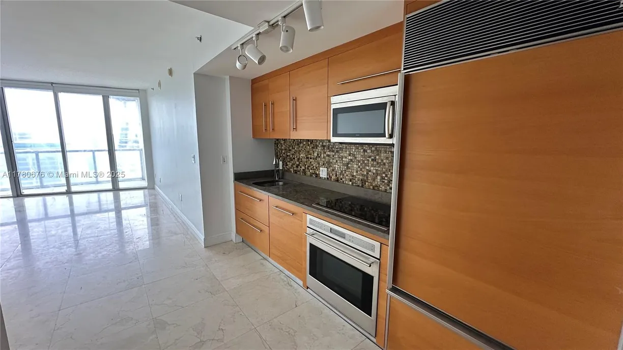 South Florida Real Estate | View 475 Brickell Ave, 5110 | 1 Bath