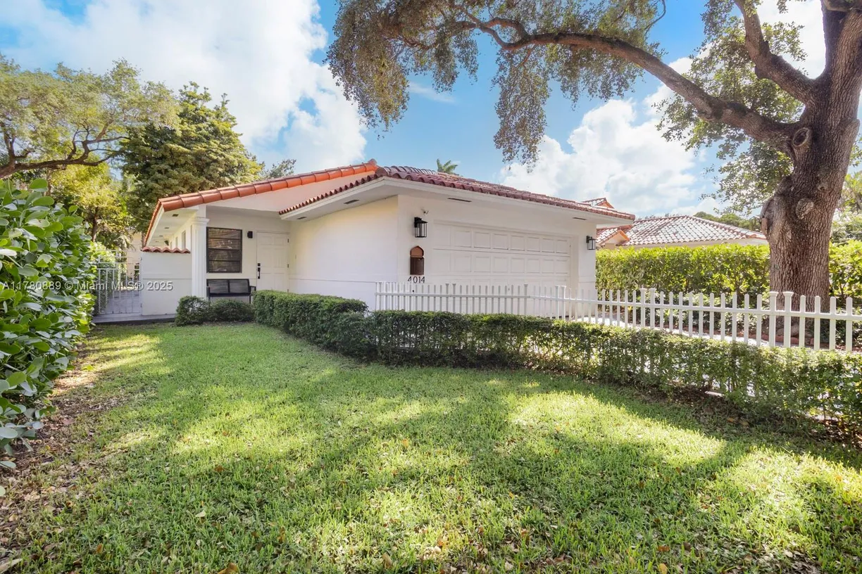 South Florida Real Estate | View 4014 SW 14th St | 3 Beds, 3 Baths