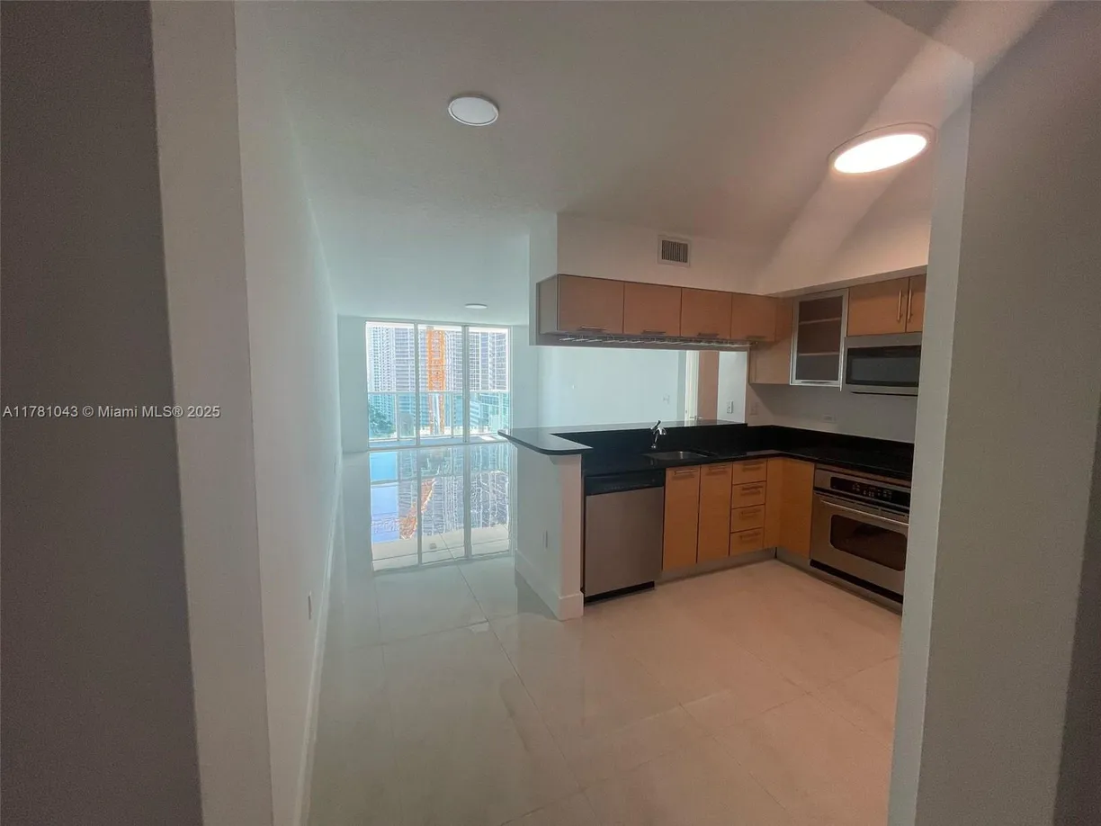 South Florida Real Estate | View 31 SE 5th St, 2210 | 2 Beds, 2 Baths