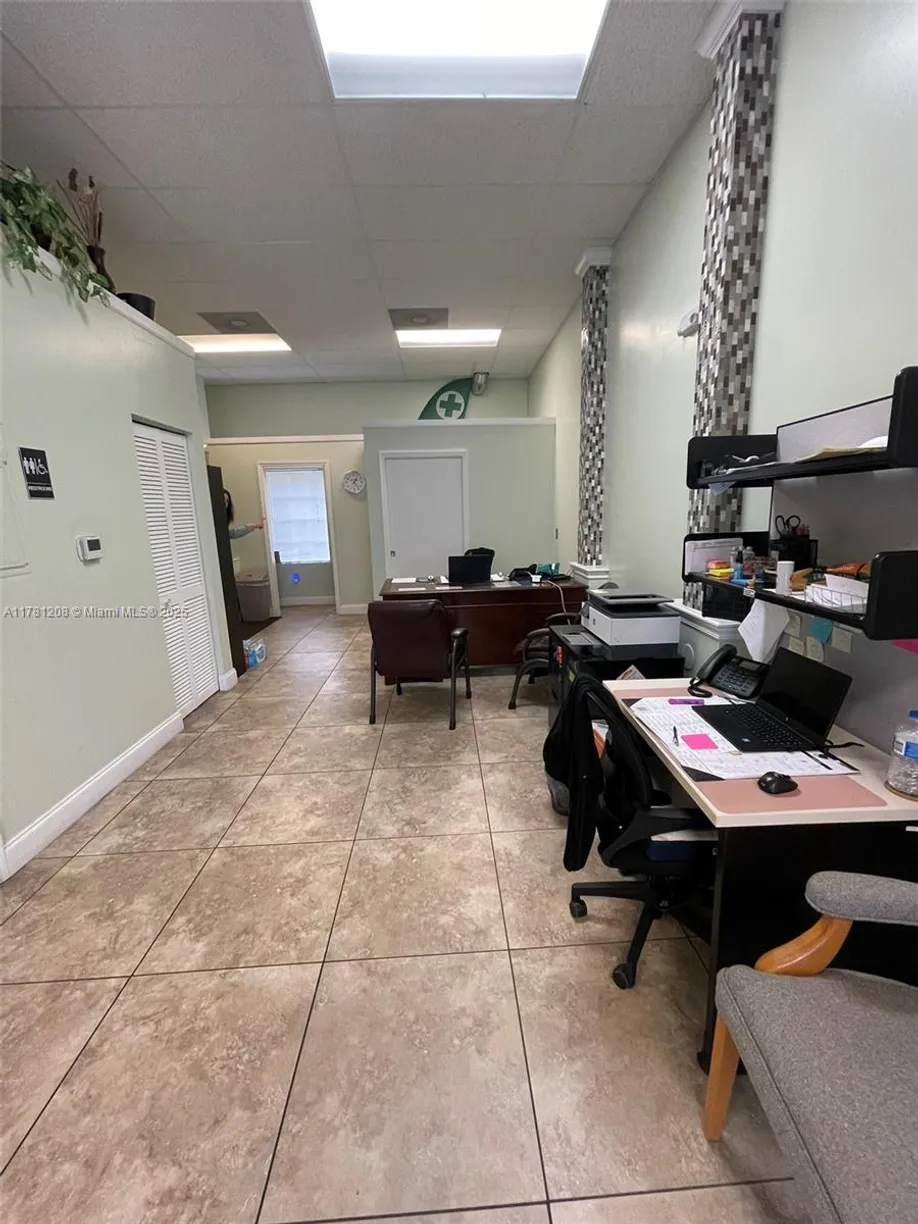South Florida Real Estate | View  | Listing