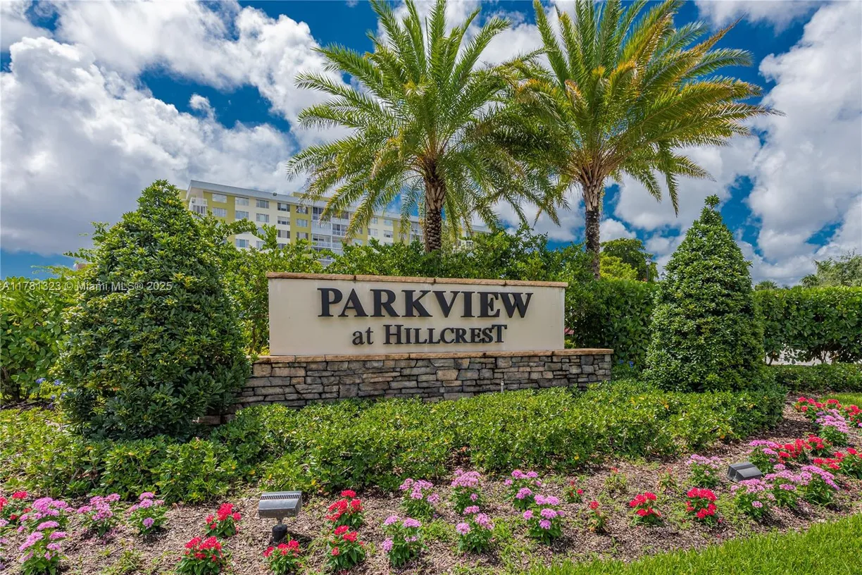South Florida Real Estate | View  | 3 Beds, 2 Baths