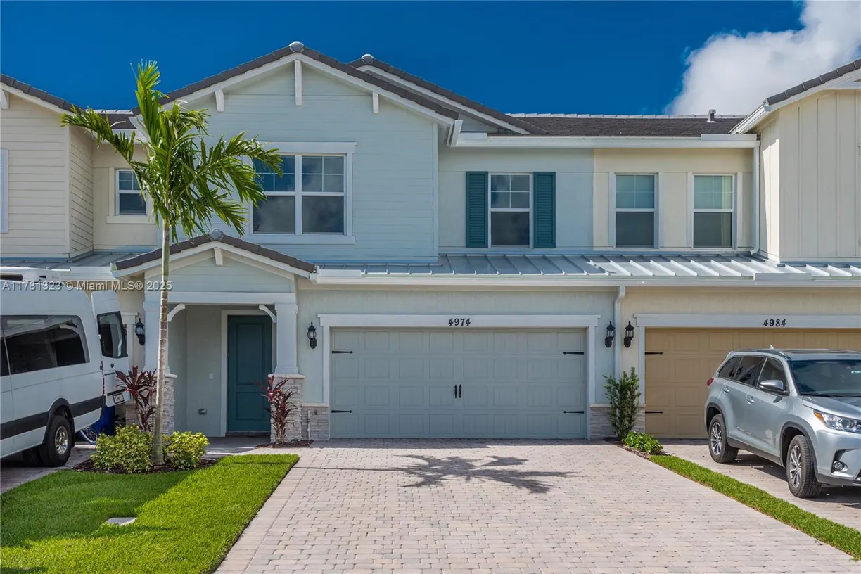 South Florida Real Estate | View  | Listing
