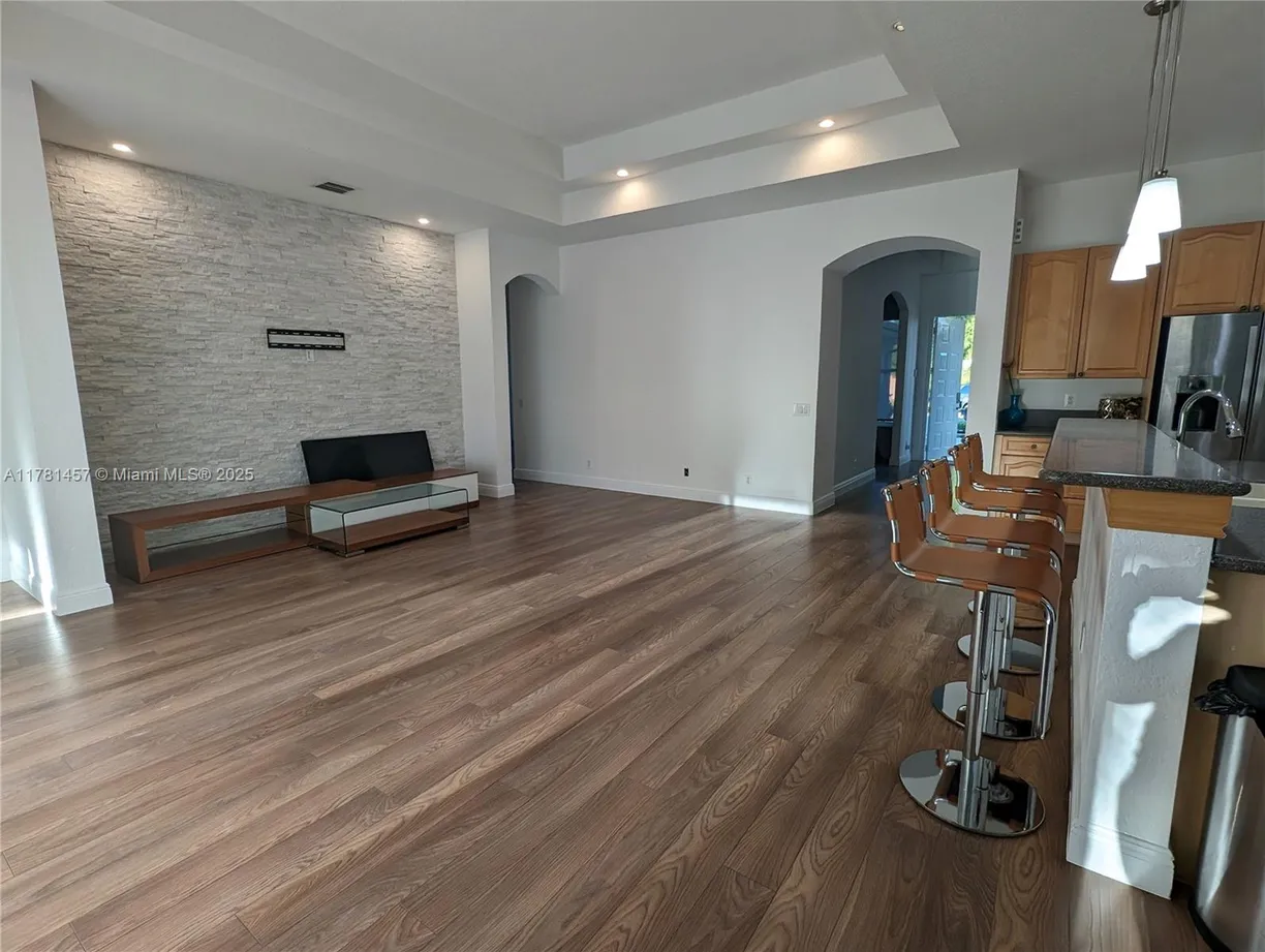 South Florida Real Estate | View 2016 Schooner Ln | 3 Beds, 3 Baths