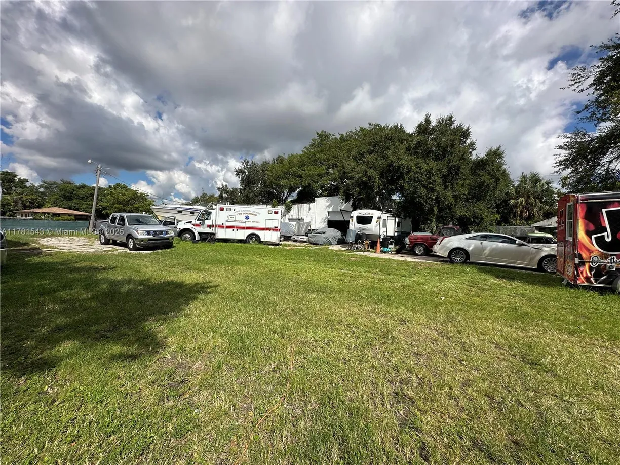 South Florida Real Estate | View 112 NW 4th Ave | Listing