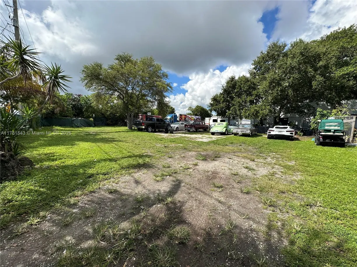 South Florida Real Estate | View 112 NW 4th Ave