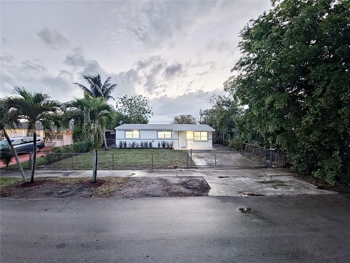 South Florida Real Estate | View 1130 N 70th Ave | 3 Beds, 2 Baths