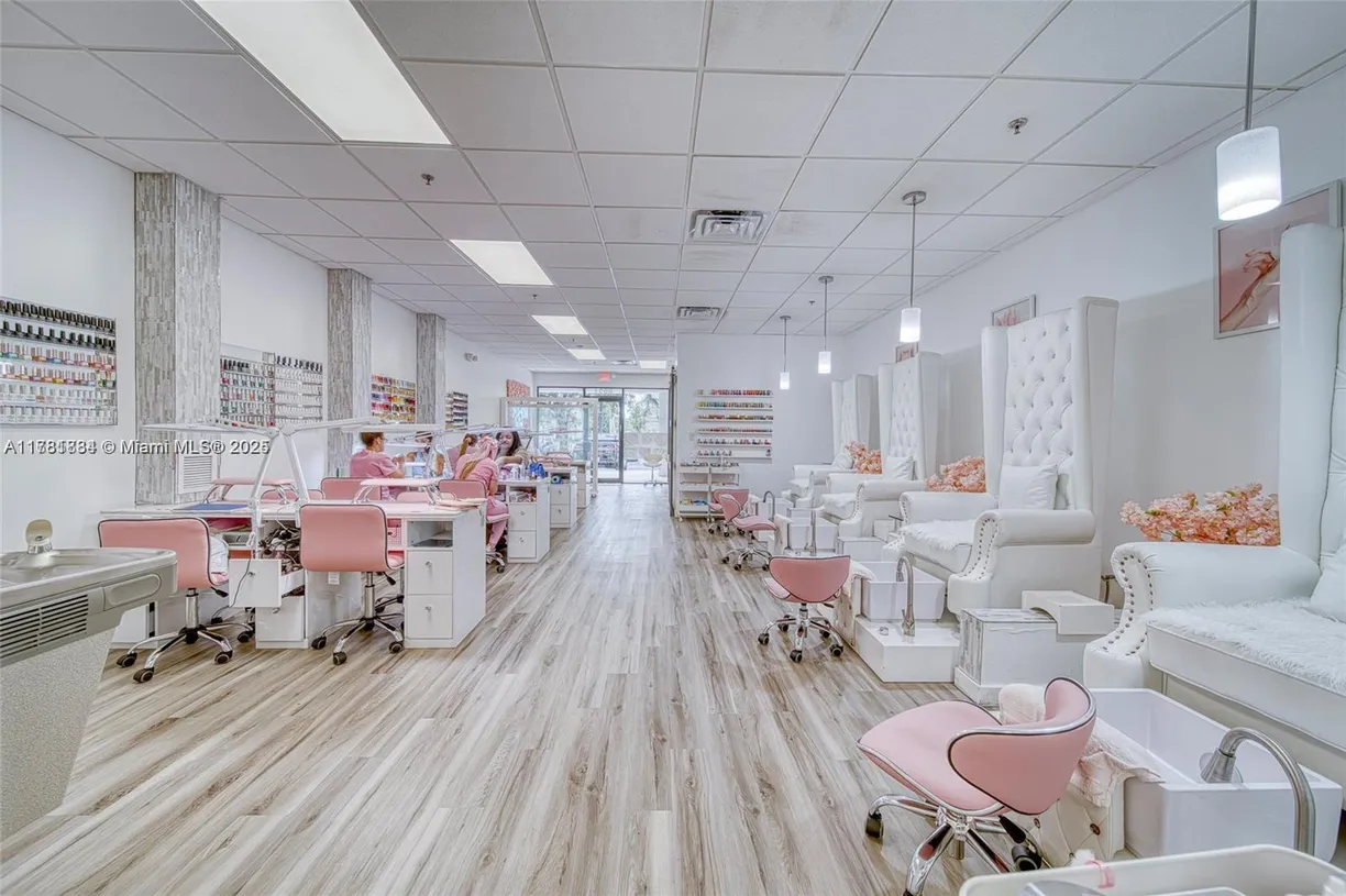 South Florida Real Estate | View Nail Salon For Sale In Oakland Park Blvd Near Sunrise