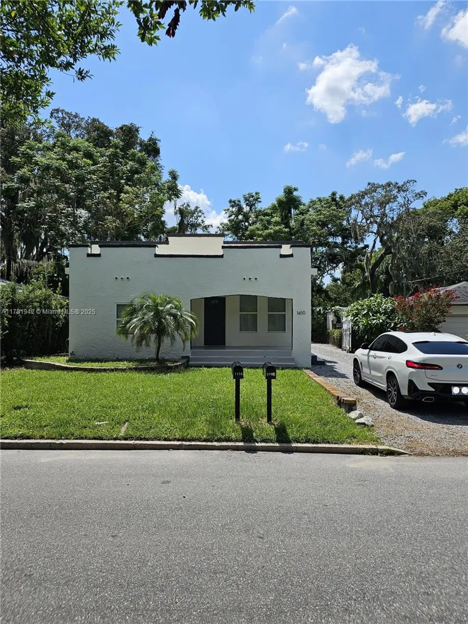 South Florida Real Estate | View 1410 Altaloma Ave